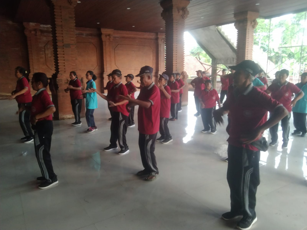 Pelaksanaan Posyandu Lansia Banjar Dangin Bingin - 07 Juli 2024